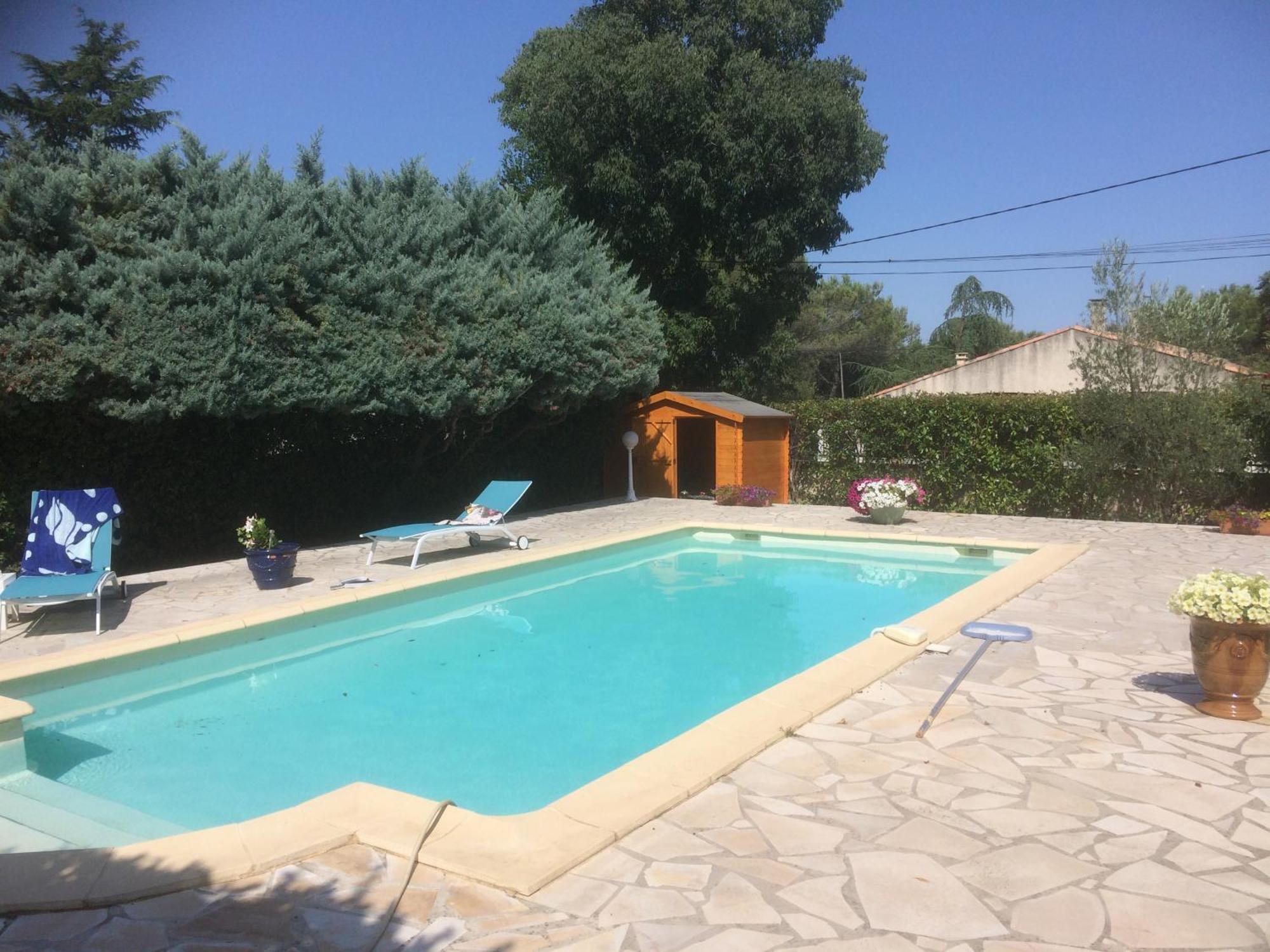 Apartment Independant Calme Pas Loin Du Centre Nimes